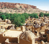 entre pinasse et falaise dogon