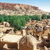 entre pinasse et falaise dogon
