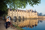 les châteaux du val de loire à bicyclette