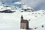 cols et hospices mythiques des alpes