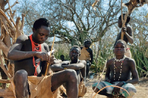 masaïs et bushmen hadzabe