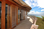 votre villa privée à moorea, entre montagne et lagon