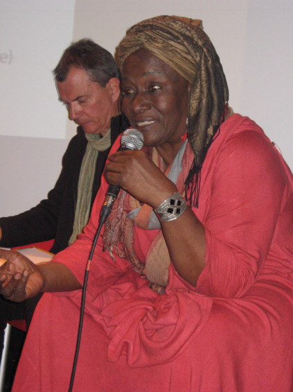 Aminata Traoré lors de la journée Sahel. ATES 2011