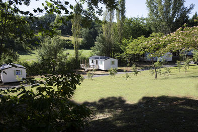 Article : Dans le Lot, Florent a usé de ses mains pour créer un camping écologique